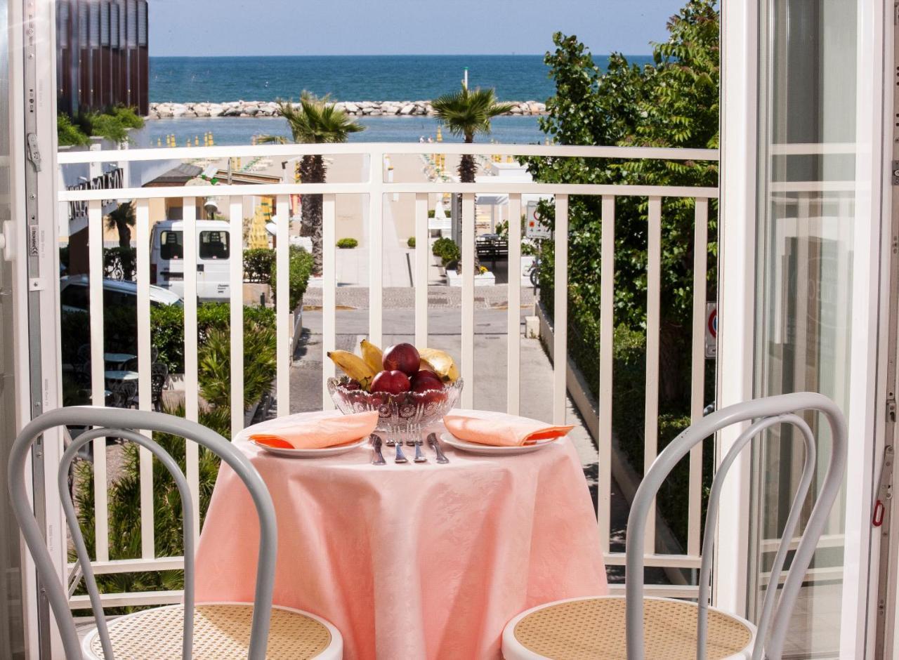 Beach Residence Gabicce Mare Exterior foto